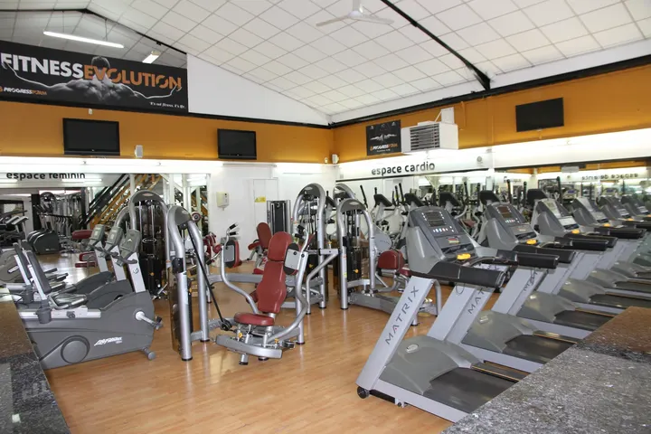 Progress Form Pontault — salle de fitness-studio à Paris — 3