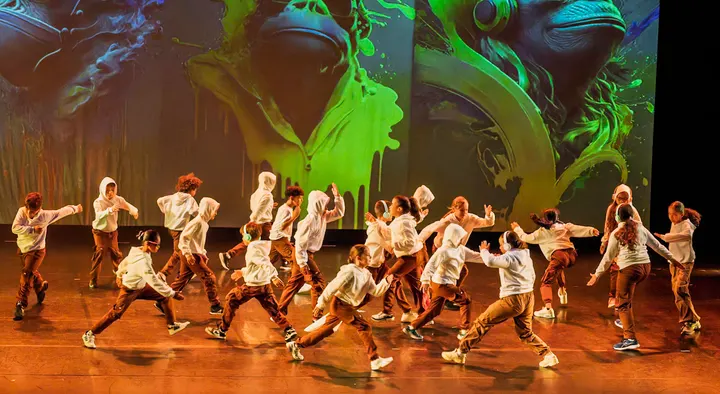 Art et mouvement Sucy — danse-studio à Sucy-en-Brie, Paris — 2