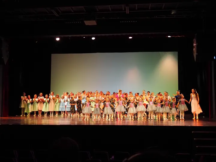Art et mouvement Sucy — danse-studio à Paris — 4