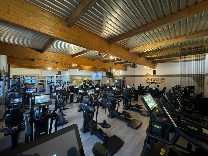 Fit-Inn Trier — Krafttraining in Feyen, Trier