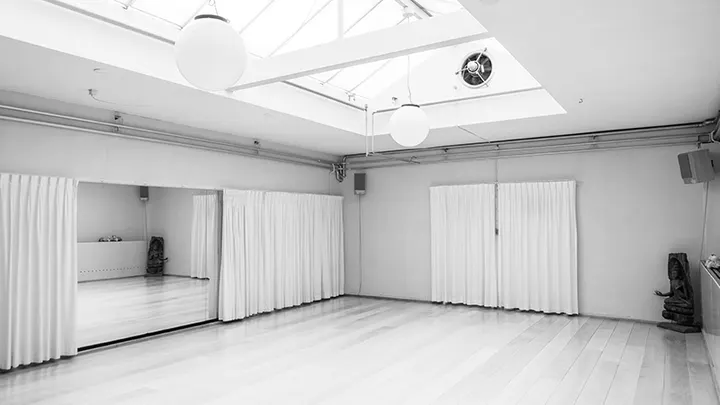Akasha Yoga & Massage — Yoga in West, Utrecht