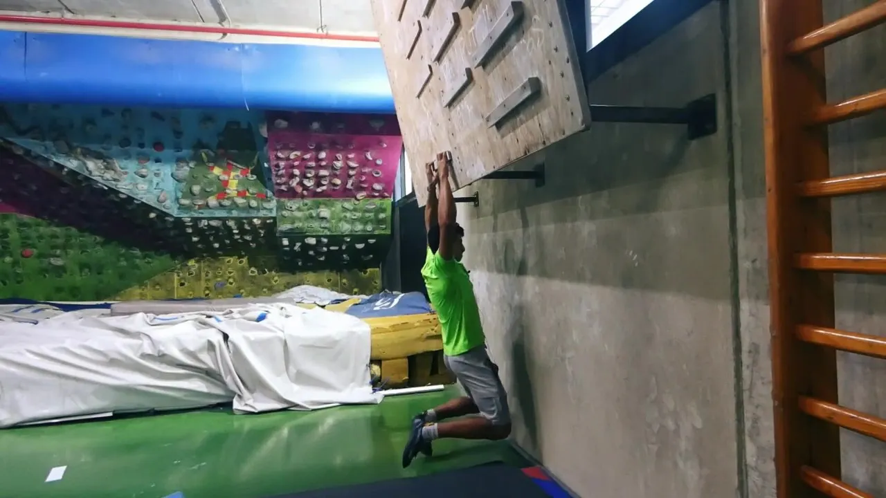 Climbing gym — escalada-studio en Castellón de la Plana — 3