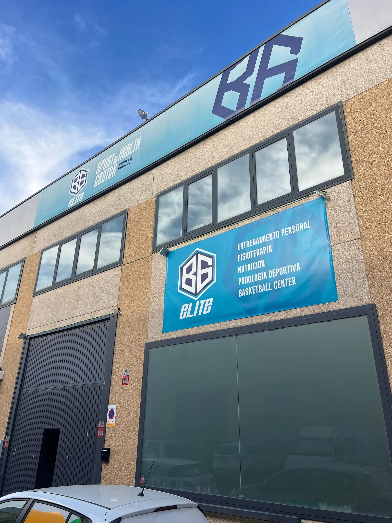 B6 ELITE — entrenamiento personal-studio en Alcalá de Guadaíra — 3