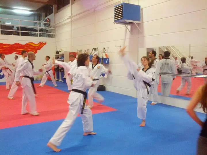 Holbæk Taekwondo Klub — Træningsstudio i Holbæk