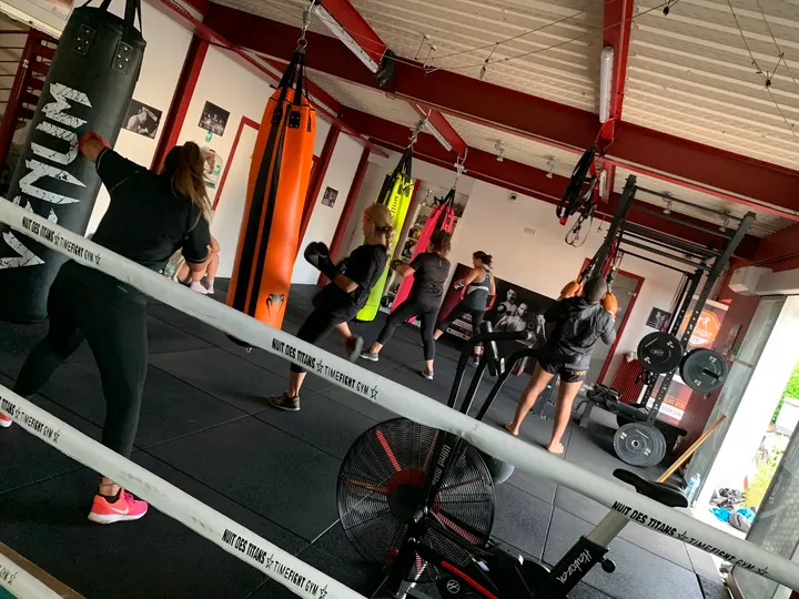 TIME FIGHT GYM — boxe-studio à Rabaterie, Saint-Pierre-des-Corps — 2