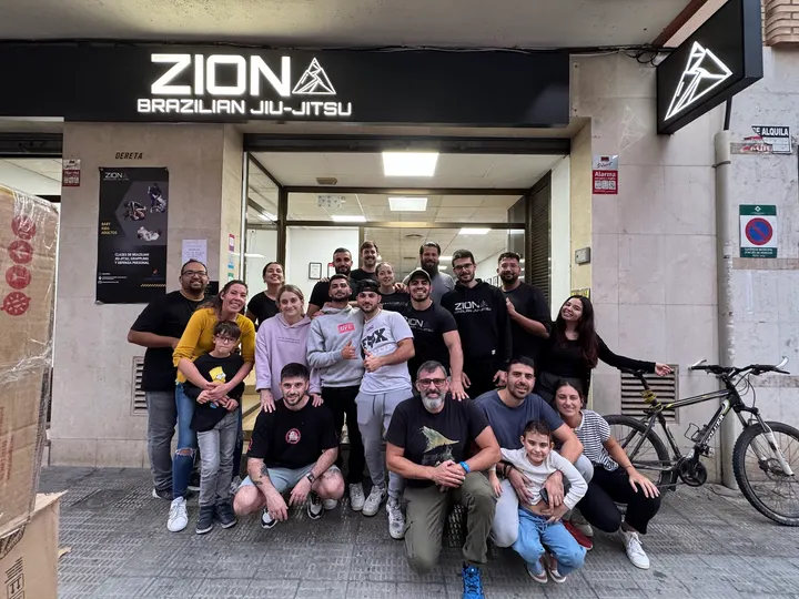 ZION BRAZILIAN JIU-JITSU — artes marciales-studio en Reus — 2