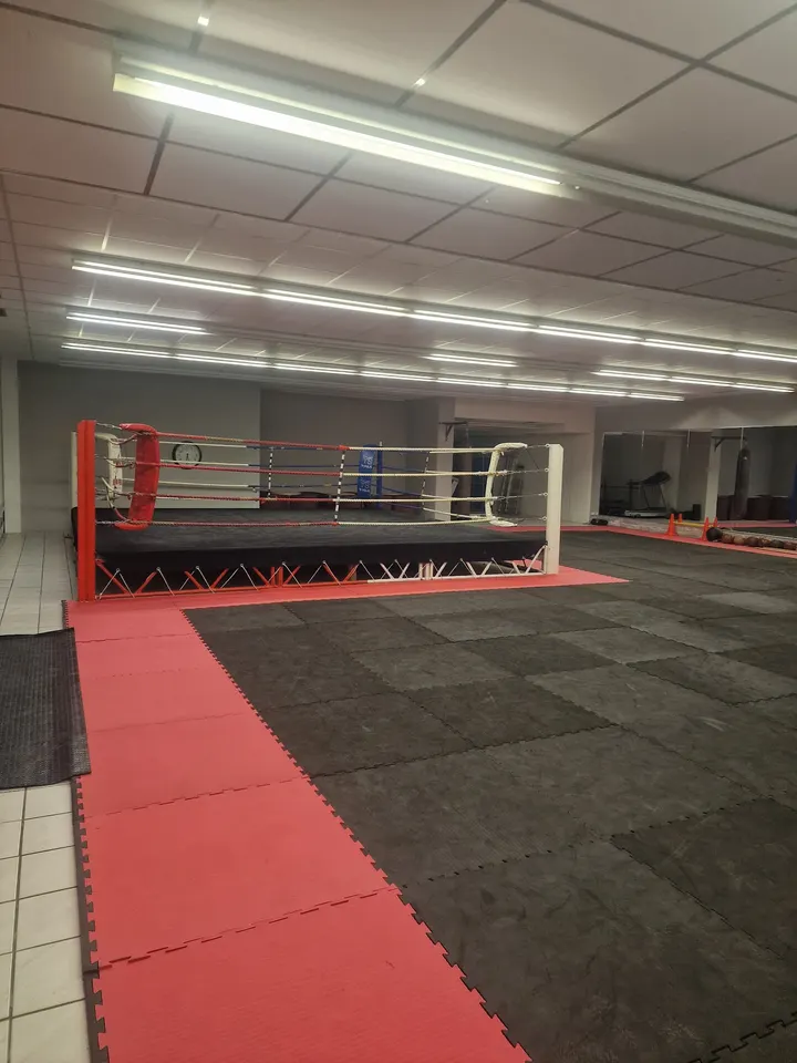 Thai-Kick-Box-Gym Versus Duisburg — fitnessstudio in Altstadt, Duisburg — 3