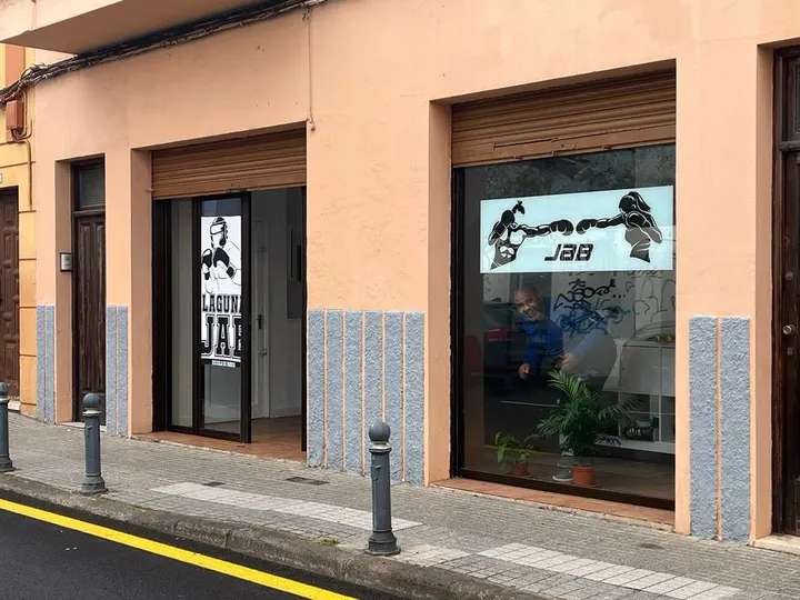 Escuela de boxeo Laguna Jab — artes marciales-studio en La Laguna — 4