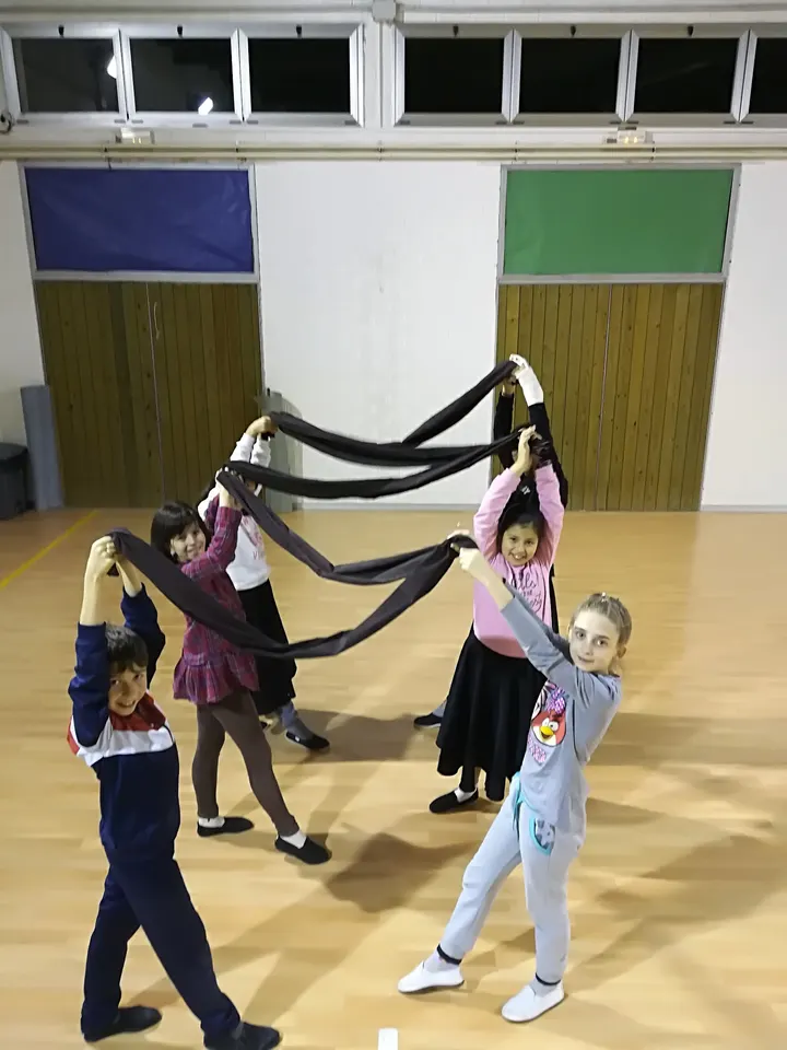 Esbart Arrels de Lleida — baile-studio en Lleida — 4