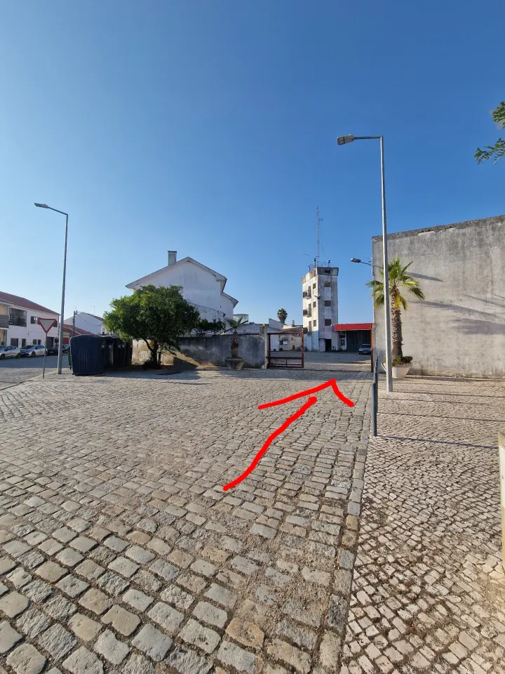 Academia Topázio Capoeira — Artes marciais em Bairro 1º de Maio, Vendas Novas
