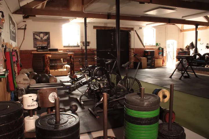Limitless Strength And Conditioning — Fitness Studio in Tatenhill, Burton-On-Trent