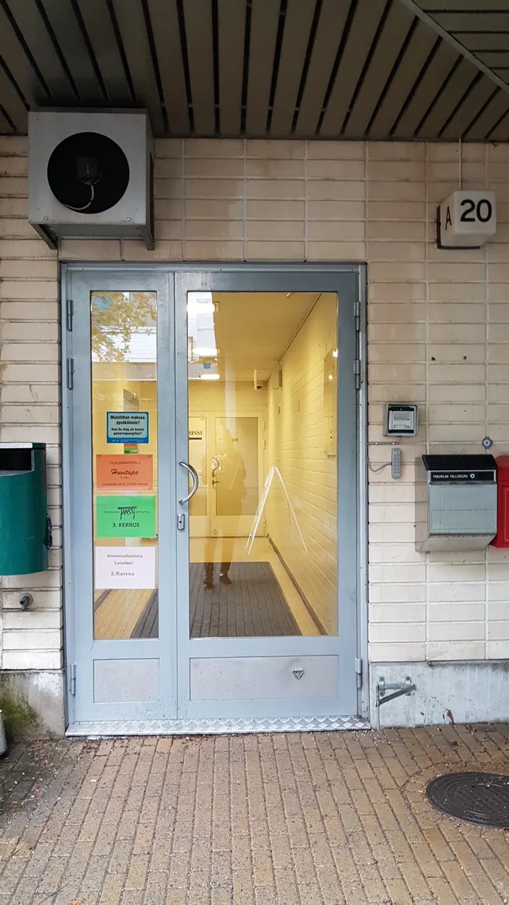 Vantaan tanssiopisto — Tanssi – Vantaa