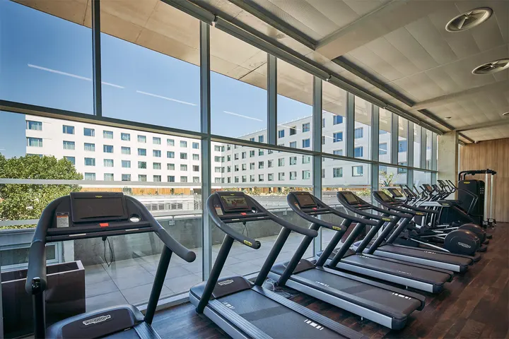 Athletic Fitness Club : salle de sport à Montpellier — salle de fitness-studio à Estanove, Montpellier — 3