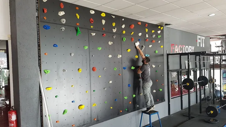 FRAGUEL ROCK BOULDER BIRRA — escalada-studio en Albacete — 3