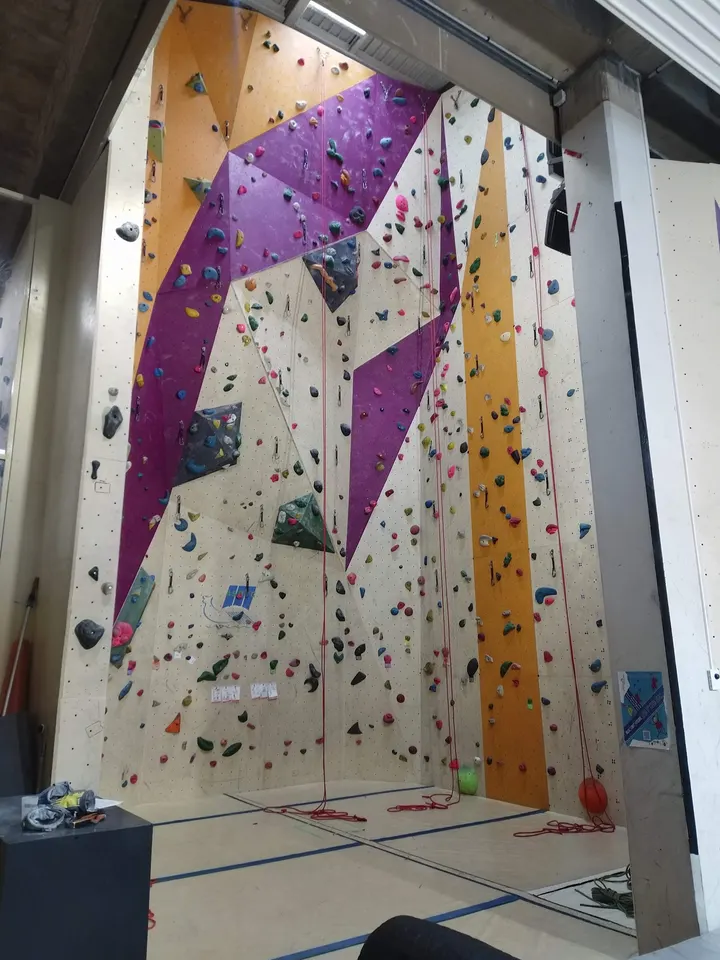 Centre Sportif du Bois — Salle de fitness à Mont-Saint-Aignan