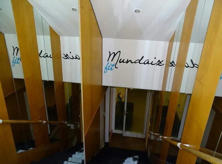 Gimnasio con Entrenamiento Personal - MUNDAIZ FIT — entrenamiento personal-studio en Gros, San Sebastián — 3