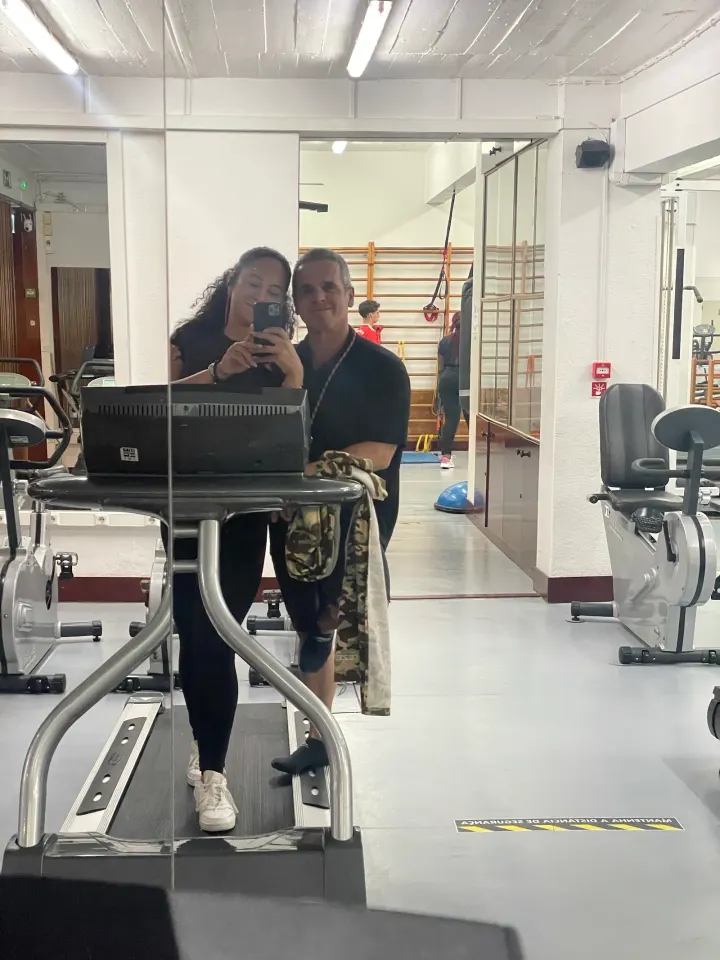 Bodyform Gymnasium - Maria Helena & Gouveia Rodrigues, Lda. — Ginásio em Parede
