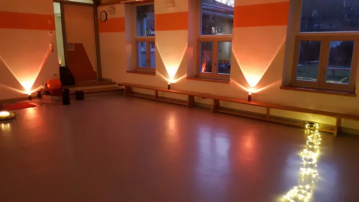 Hatha-Yoga Erlangen Dominik Graf — yoga-studio in Erlangen — 3