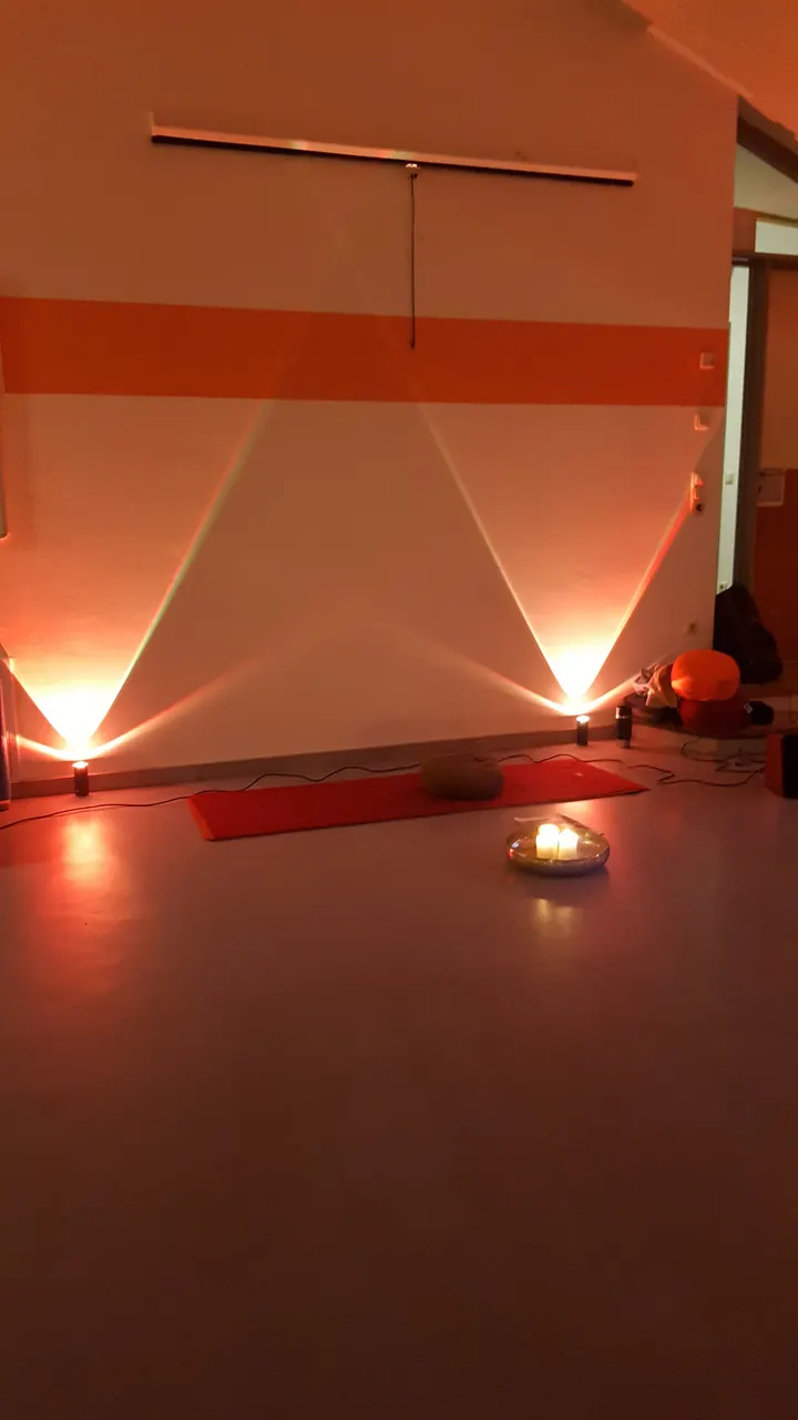 Hatha-Yoga Erlangen Dominik Graf — Yoga in Erlangen