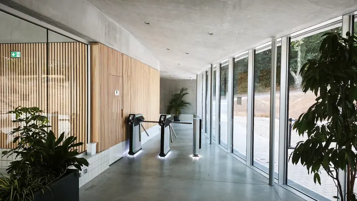 Piscine des Dervallières — studio à Carcouët, Nantes — 2