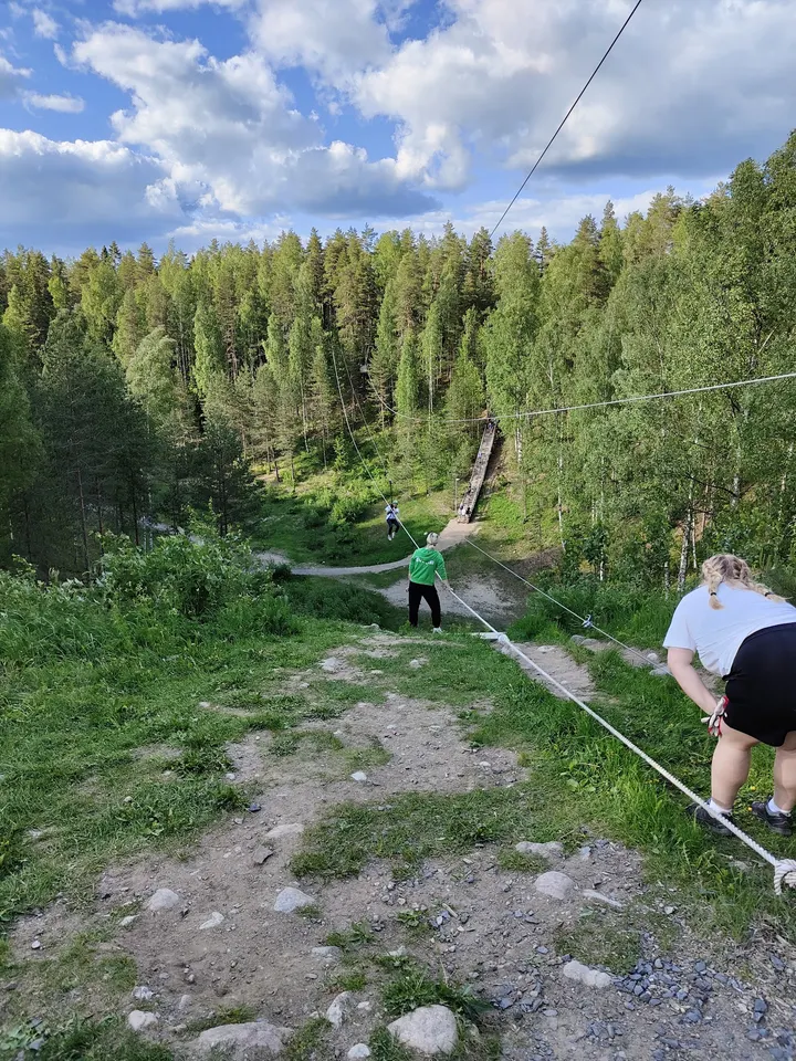 SeikkailuSveitsi — kiipeily-studio – Sveitsi, Hyvinkää — 2