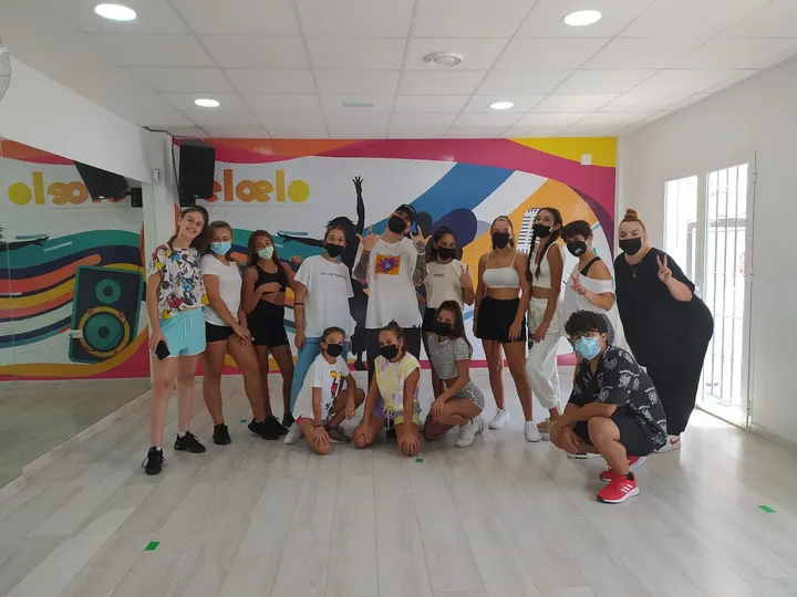 Academia de Baile Eloelo — baile-studio en Barriada Andalucia, Sanlúcar de Barrameda — 2
