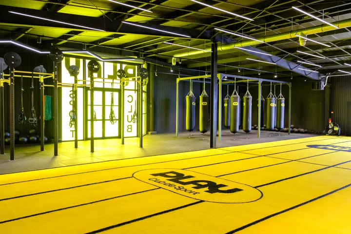 Play — Salle de fitness à Saint-Herblain