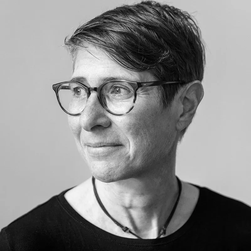 yoga devi — yoga-studio i Hamburg — 5