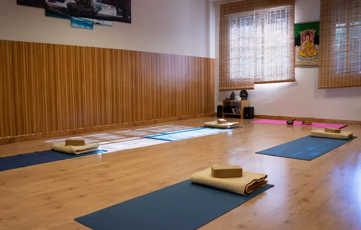 Yoga Y Pilates Torre Del Mar Centro Ananda — yoga-studio en Torre del Mar — 3