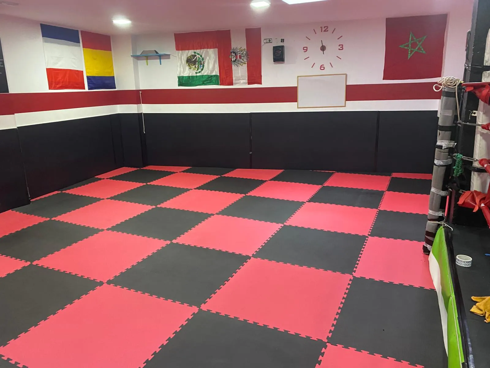 Escuela Kick Boxing Twister Team K1 — kampsport-studio i Azuqueca de Henares — bild 4