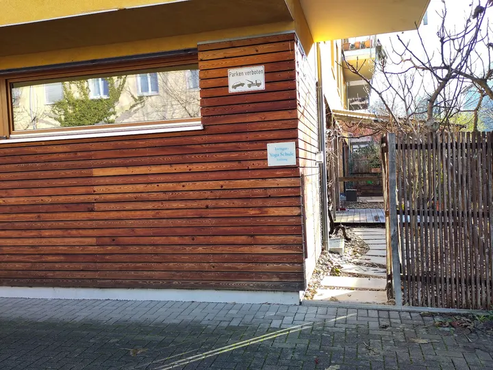 Iyengar Yoga Freiburg — yoga-studio in Freiburg im Breisgau — 4