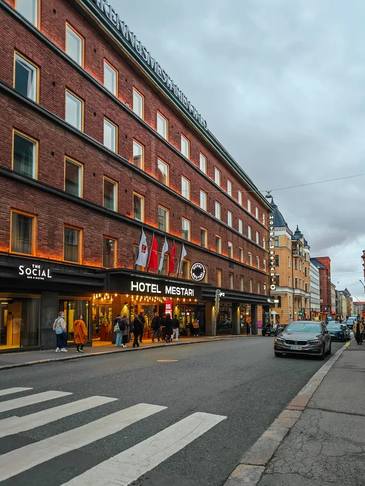 HUH Freda — Palautuminen – Kamppi, Helsinki