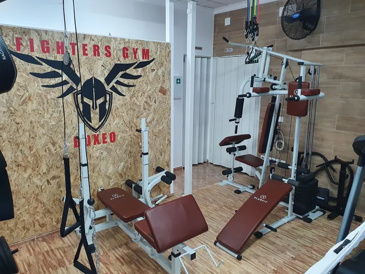 ESCUELA DE ARTES MARCIALES DE ALMASSERA — artes marciales-studio en Valencia — 5