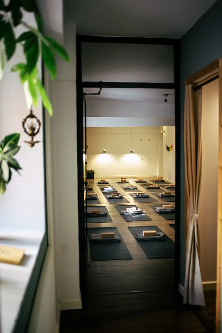 More To Yoga - Yoga Classes In English — yoga-studio en Madrid — 3