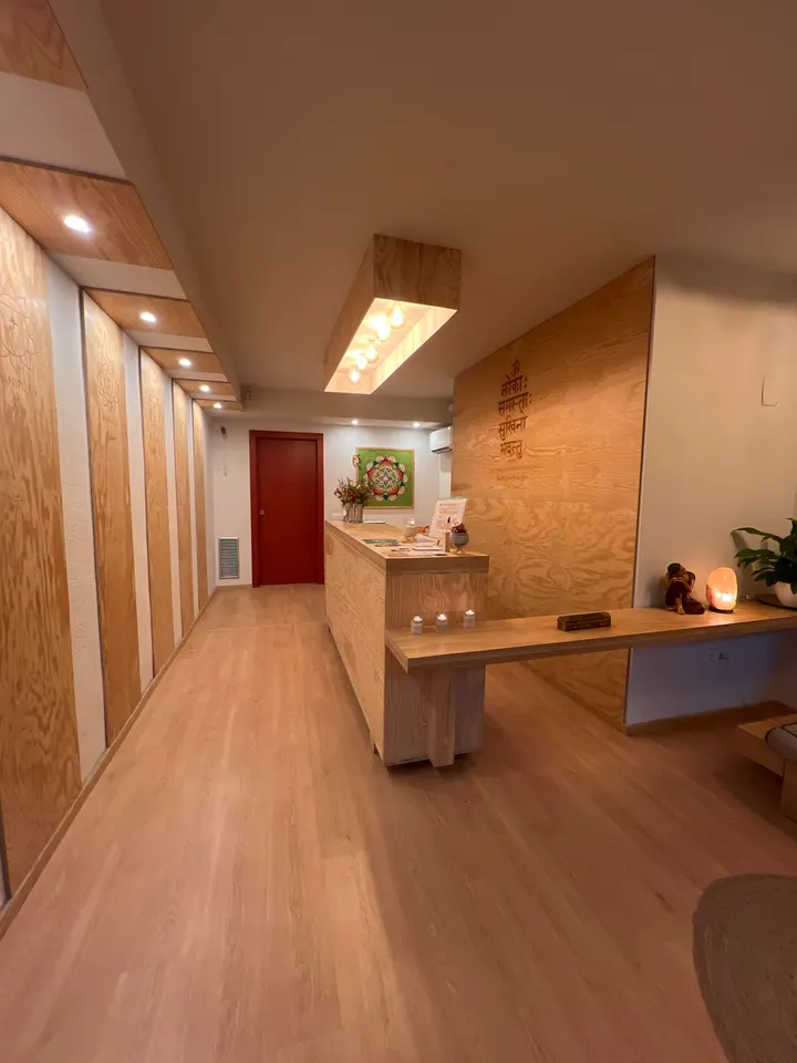 Happyyoga Girona — Yoga en Eixample, Girona