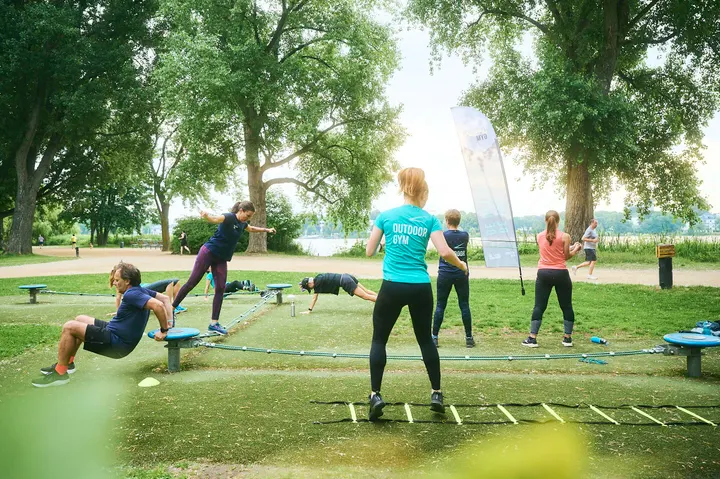 Outdoor Gym Hamburg - Alsterperle — Fitness Studio in Uhlenhorst, Hamburg