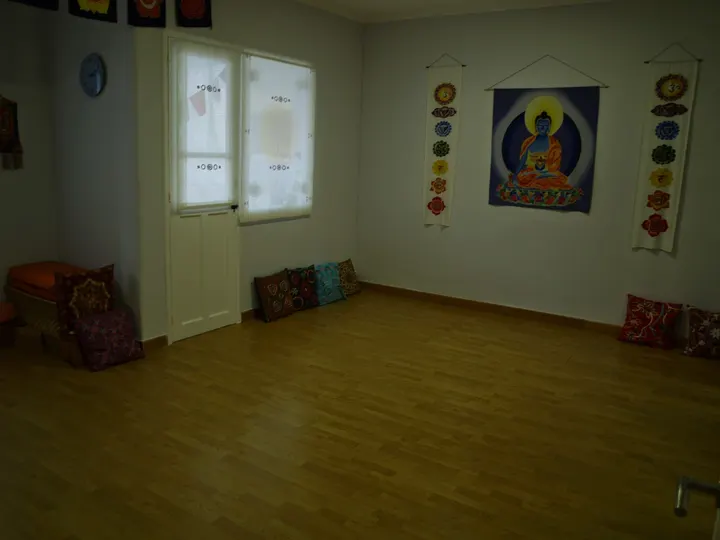 Centro de osteopatia y yoga "Manuel Castro" — yoga-studio en Ourense — 3