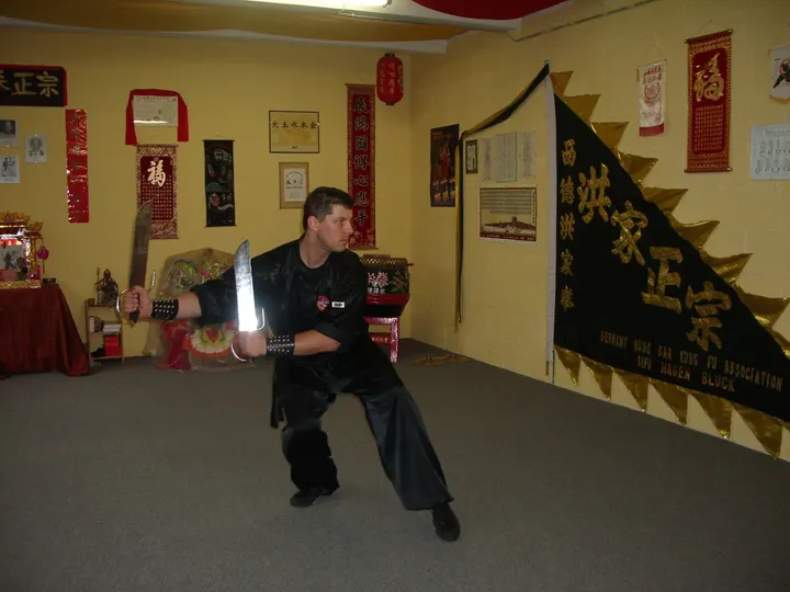 Bo Chi Lam Kung-Fu Schule für traditionelles Hung Gar Kuen — kampfsport-studio in Karlsruhe — 4