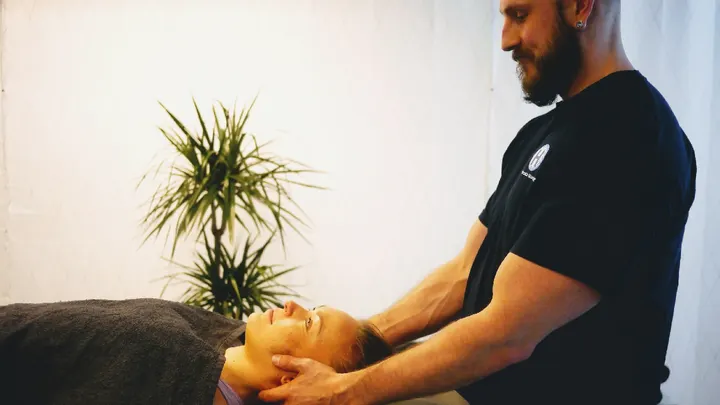 Hieronta & Valmennus Manualit — pt studio – Järvenpää — 3