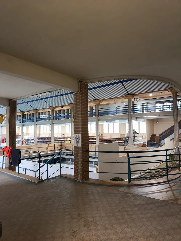 Piscine Nakache (Hiver) — studio à Toulouse — 4