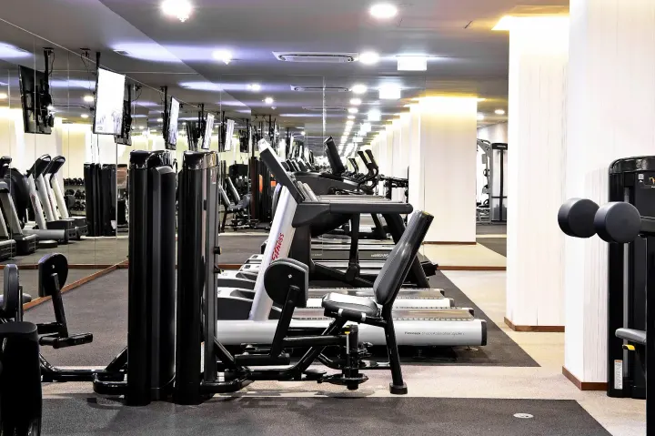The Shape Club — Ginásio em Santo António, Lisboa