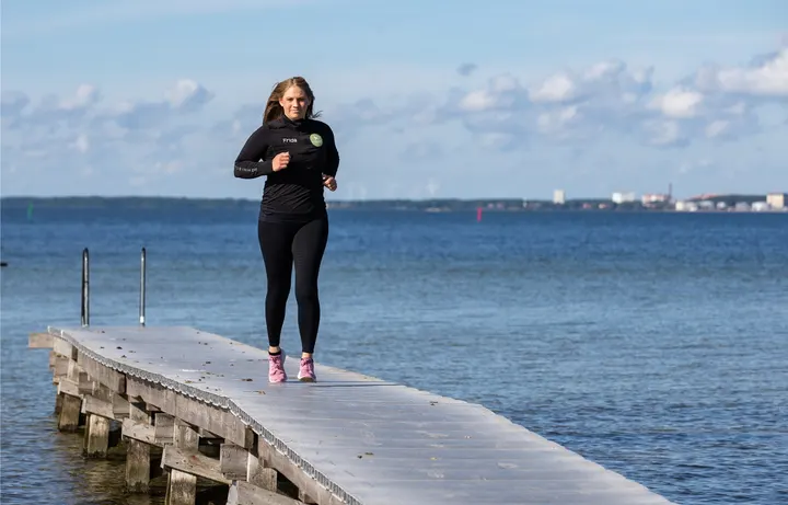 Sjöstrand med din hälsa i fokus — PT-studio i Björnhovda, Färjestaden
