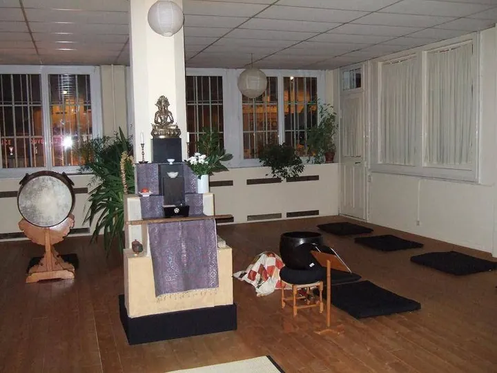 Centre de bouddhisme zen — méditation-studio à Tribunal-Gare-Porte de Schirmeck, Strasbourg — 3