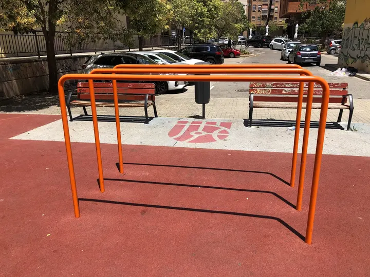 Parque de barras de calistenia - AXOS — calisthenics-studio en l'Amistat, Valencia — 2