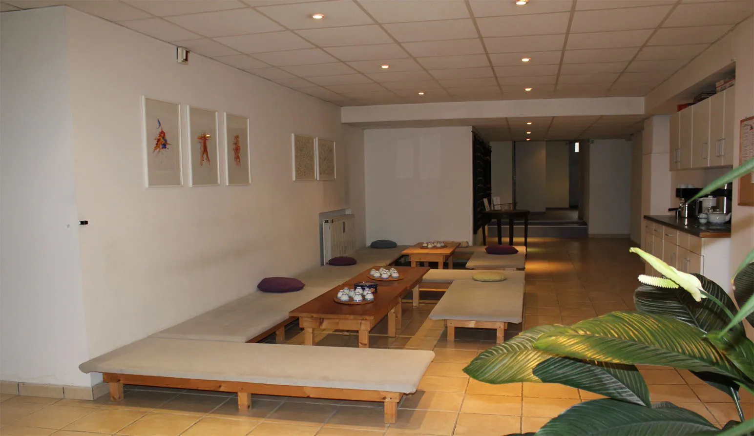 RAUM FÜR BEWUSSTE BEWEGUNG — kampfsport-studio in Augsburg — 2