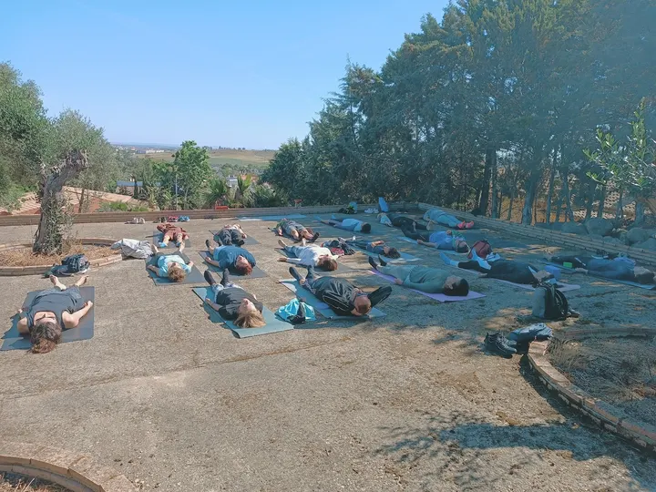 hacia la quietud YOGA y MEDITACIÓN - Badajoz — Yoga en Las Vaguadas, Badajoz