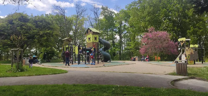 Parc de Street Workout — Salle de fitness au Grand-Treuil, Limoges