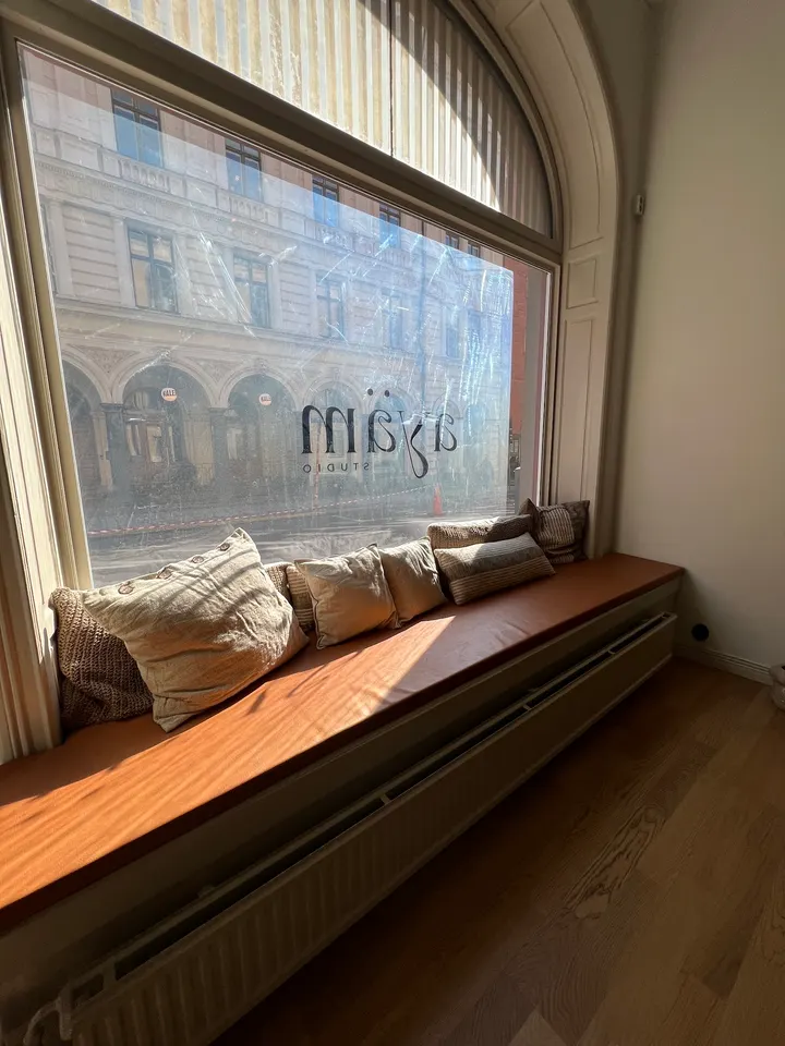 Acro Yoga Stockholm — yoga-studio in Stockholm — 3