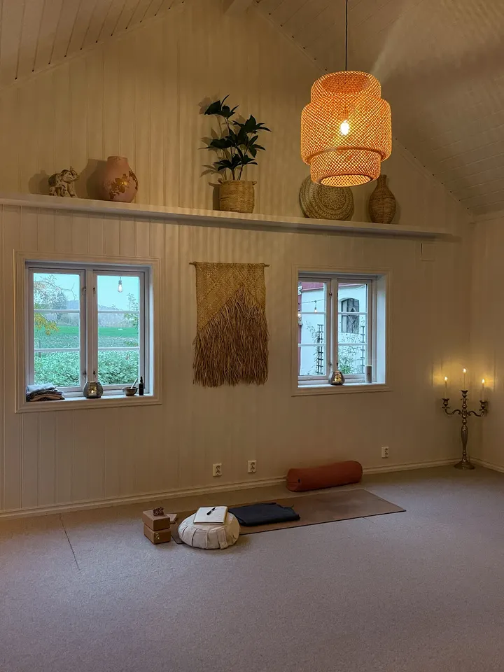 Kari Fjeld Yoga — yoga-studio i Borgheim, Nøtterøy — 2