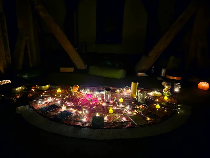 yoga-trikuti — Yoga in Pempelfort, Düsseldorf